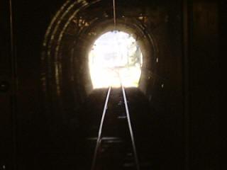 トンネルの出口